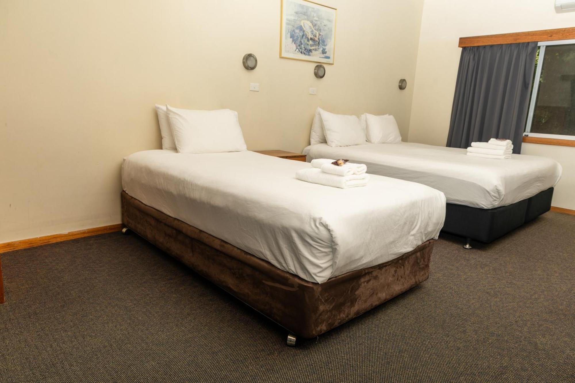 Gosford Inn Motel Exteriér fotografie